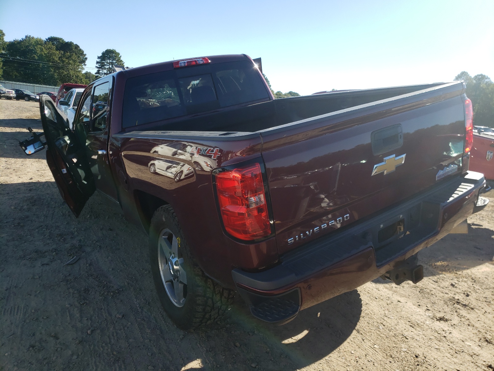 Photo 3 from auction – 2016 CHEVROLET SILVERADO with VIN 1GC1KXE8XGF199412