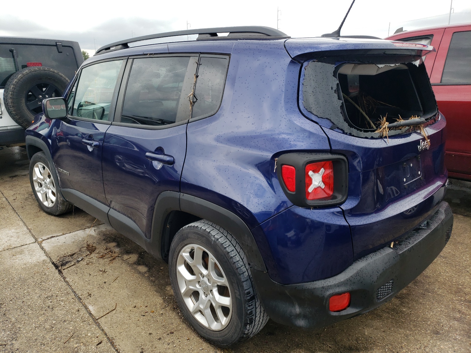 Photo 3 from auction – 2016 JEEP RENEGADE L with VIN ZACCJABT5GPC95589