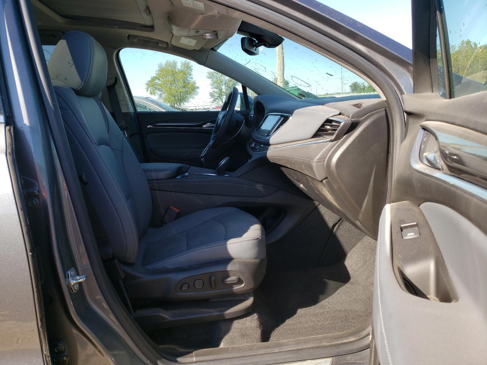 Photo 5 from auction – 2020 BUICK ENCLAVE PR with VIN 5GAERCKW6LJ159751