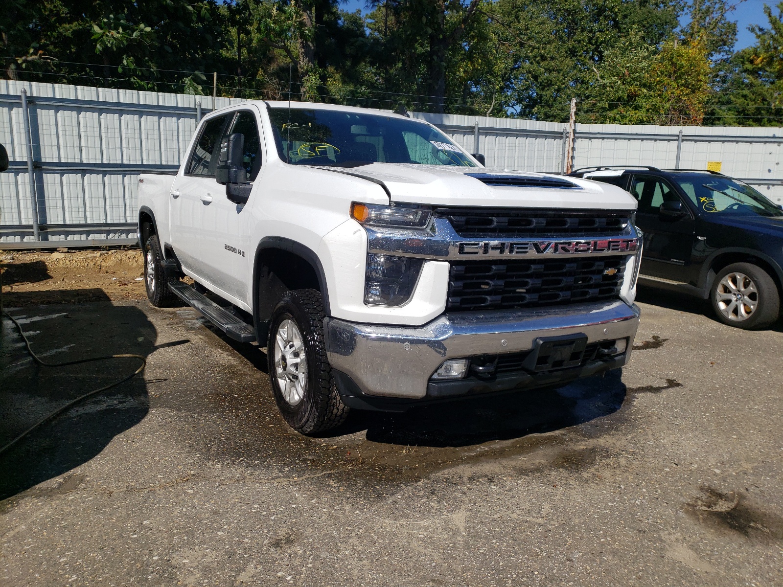 CHEVROLET SILVERADO 2020 with VIN 1GC4YNE75LF104417 - Photo from auction