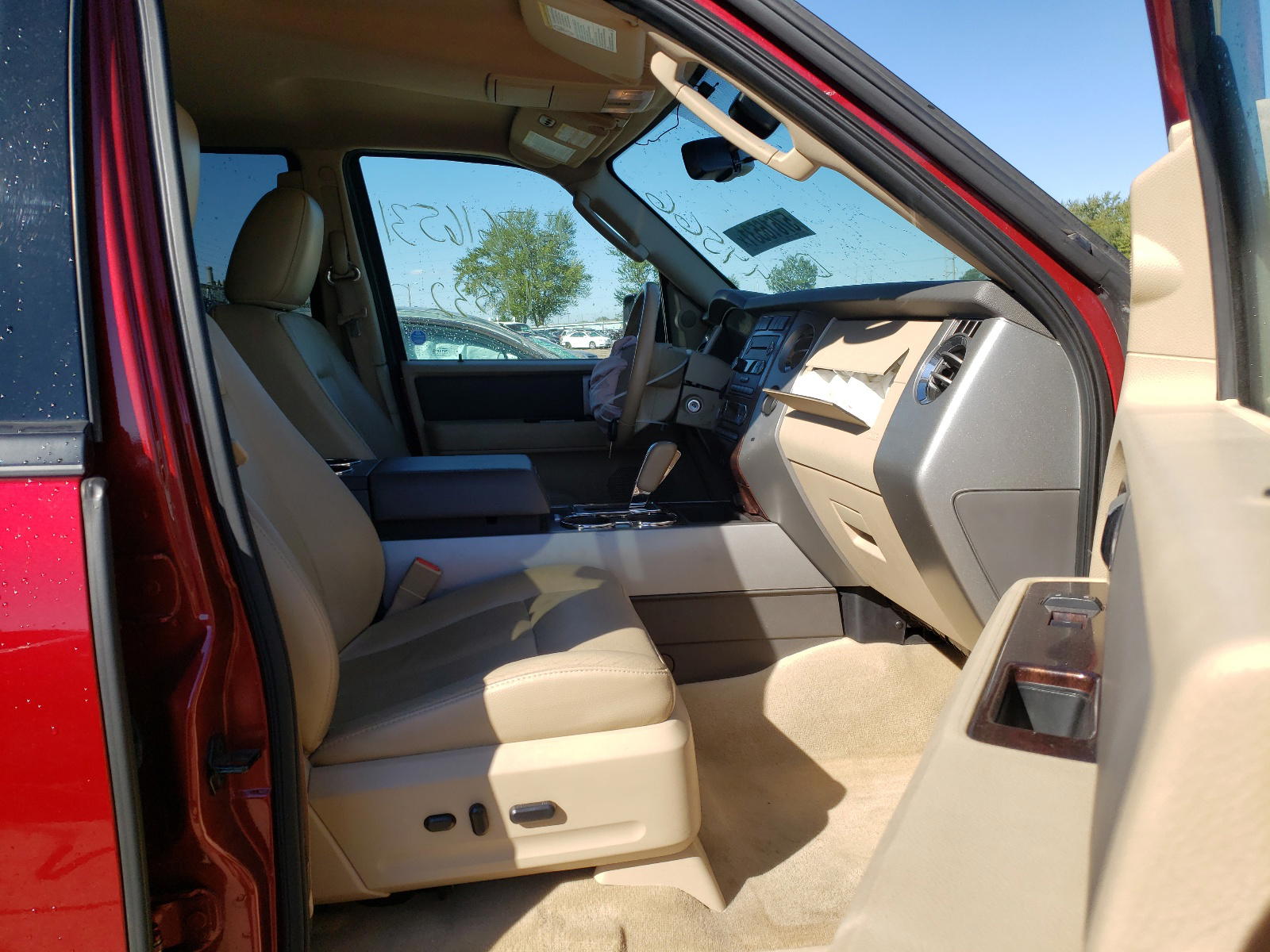 Photo 5 from auction – 2014 FORD EXPEDITION with VIN 1FMJK1J50EEF44566