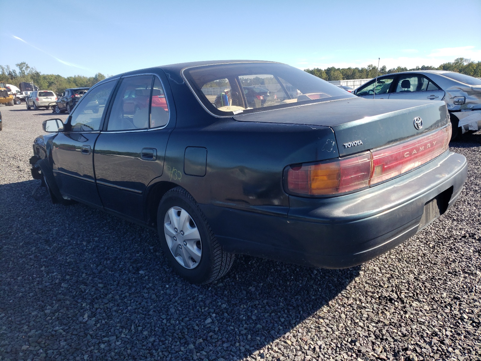 Photo 3 from auction – 1994 TOYOTA CAMRY with VIN 4T1SK12EXRU463573
