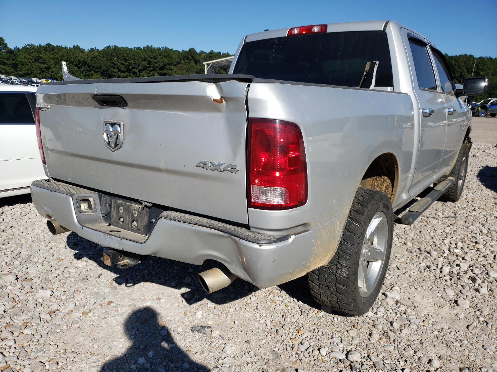 Photo 4 from auction – 2014 RAM 1500 ST with VIN 1C6RR7KT8ES106633