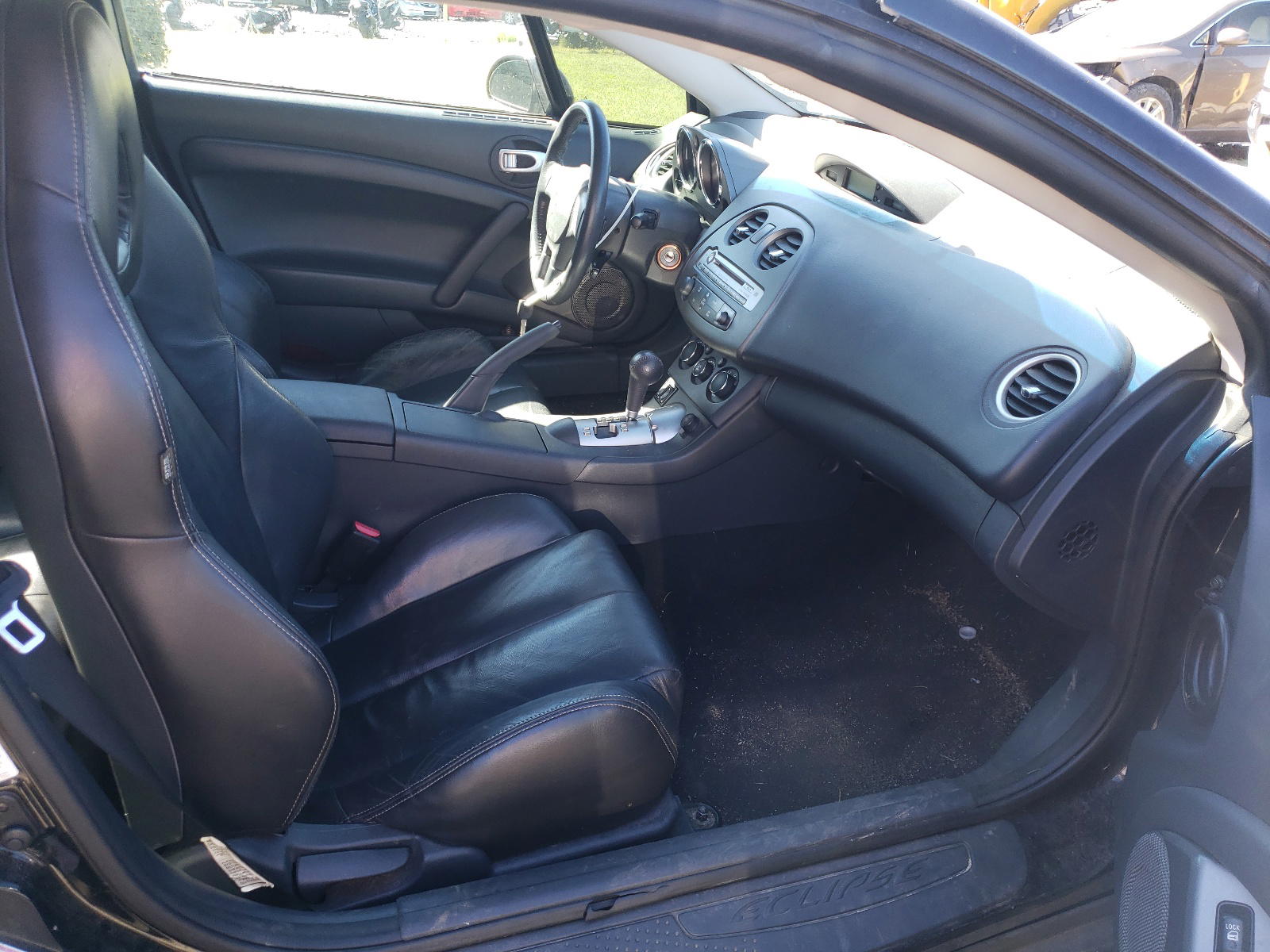 Photo 5 from auction – 2006 MITSUBISHI ECLIPSE SE with VIN 4A3AK44T06E032594