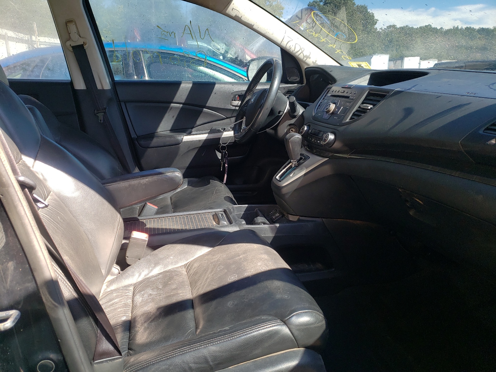 Photo 5 from auction – 2012 HONDA CR-V EXL with VIN 2HKRM4H78CH621398