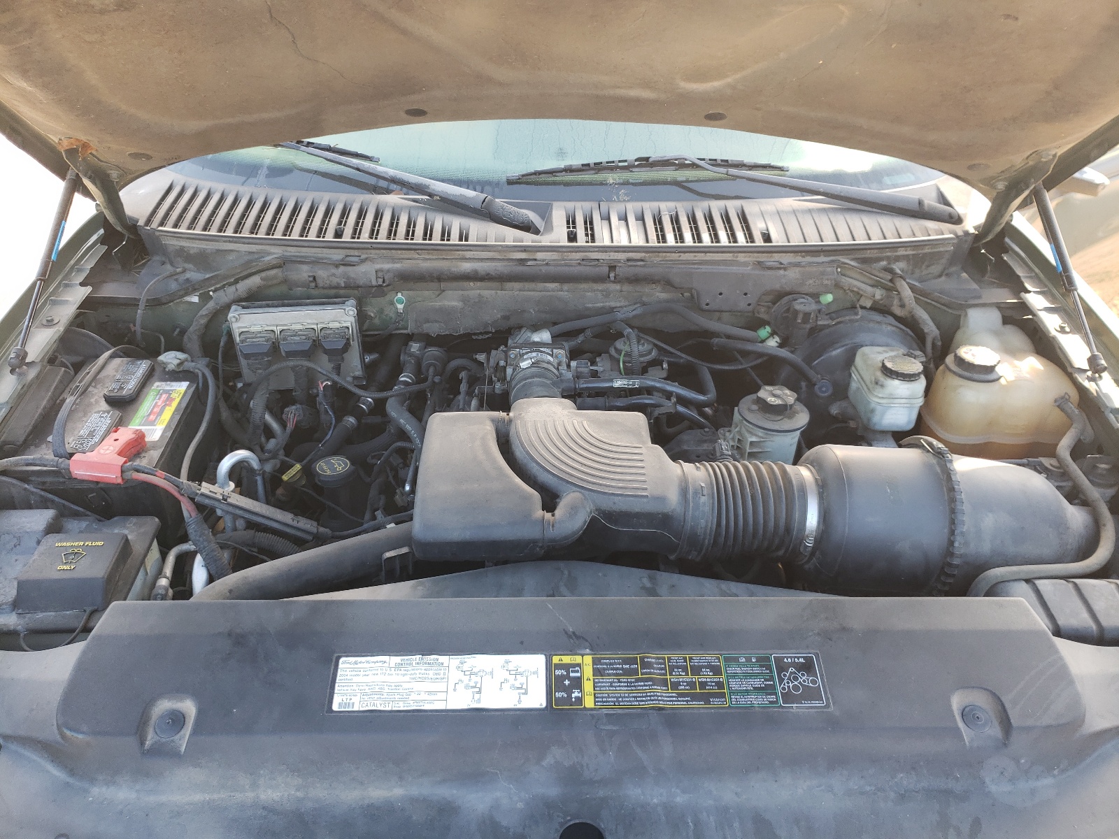 Photo 7 from auction – 2004 FORD EXPEDITION with VIN 1FMFU17L84LB12114