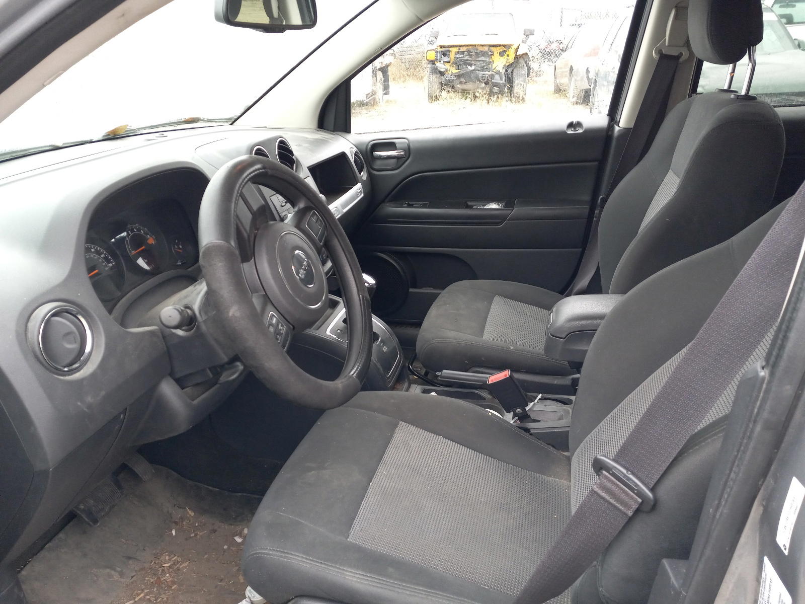 Photo 5 from auction – 2016 JEEP COMPASS SP with VIN 1C4NJDBB1GD598384