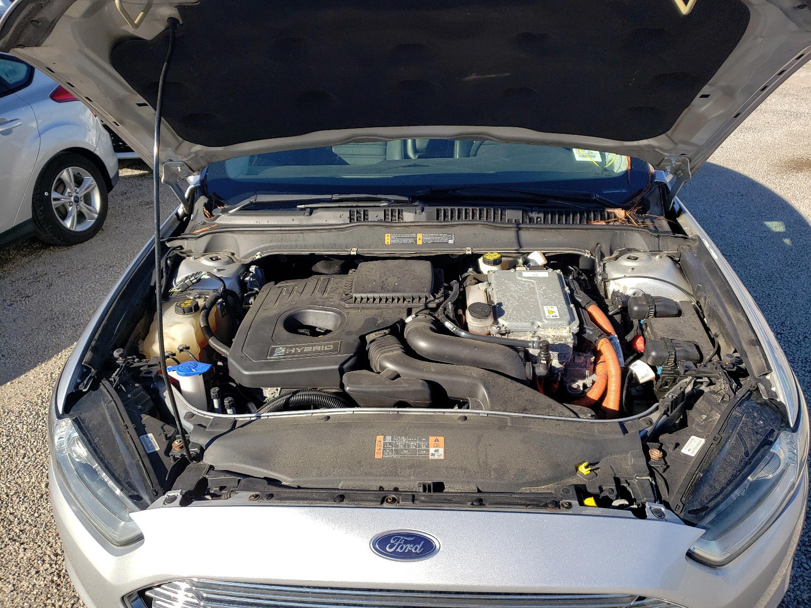 Photo 7 from auction – 2016 FORD FUSION SE with VIN 3FA6P0LU8GR333390