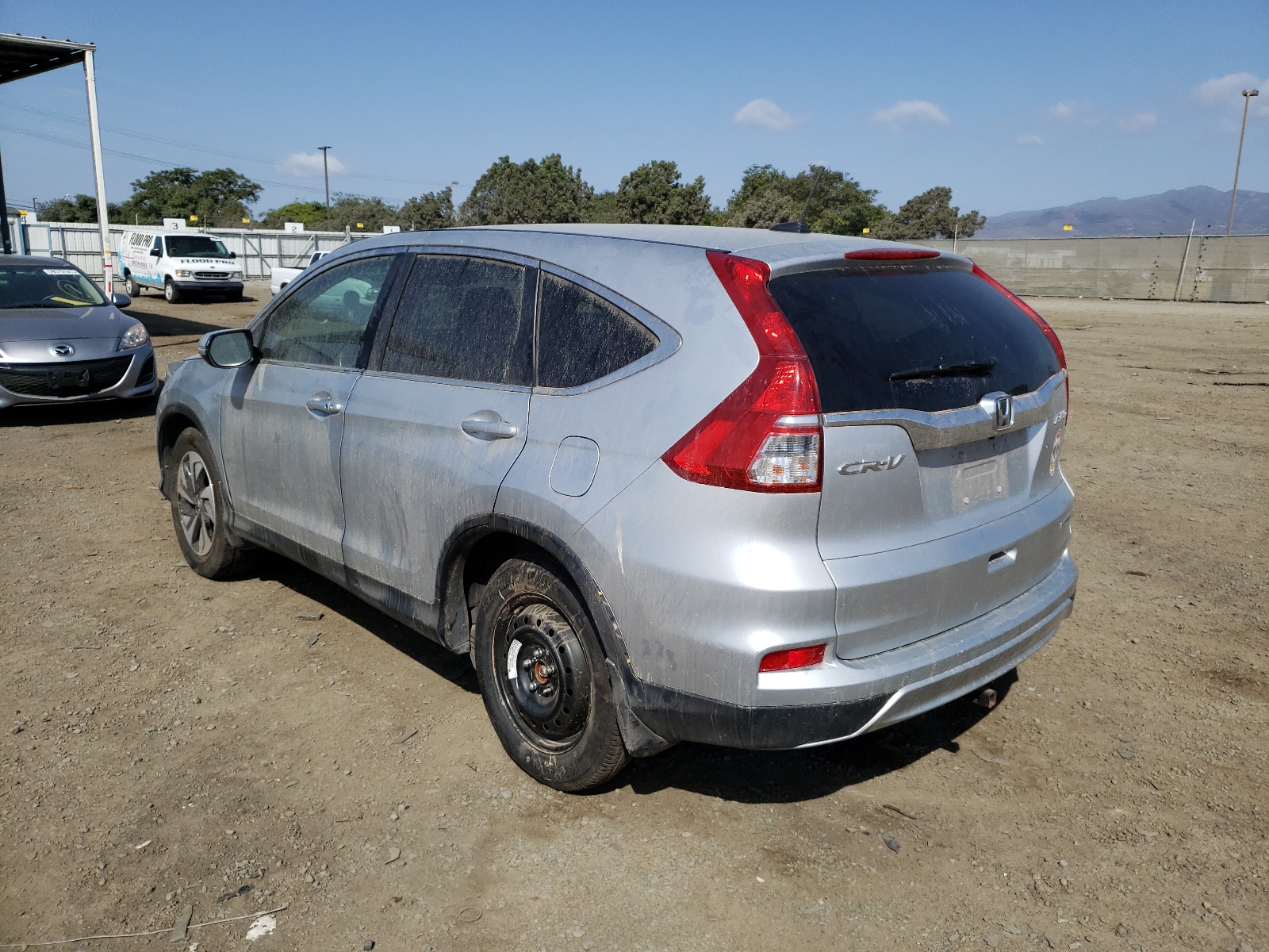 Photo 3 from auction – 2016 HONDA CR-V TOURI with VIN 5J6RM4H90GL087309