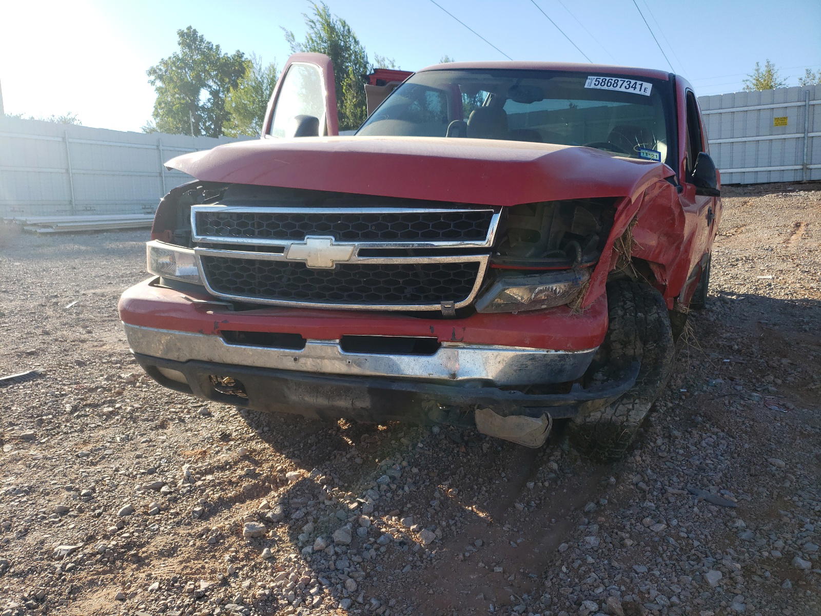 Photo 9 from auction – 2006 CHEVROLET SILVERADO with VIN 1GCEC19Z66Z143270