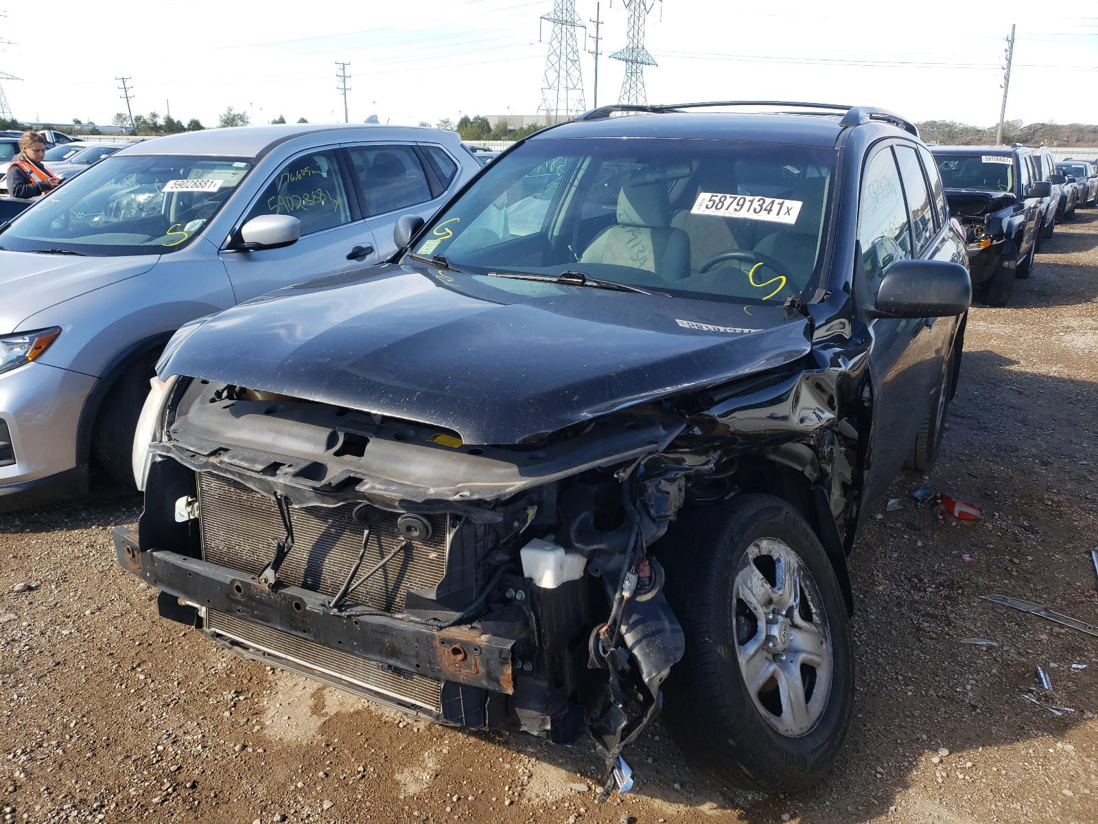Photo 2 from auction – 2012 TOYOTA RAV4 with VIN 2T3ZF4DV2CW143776