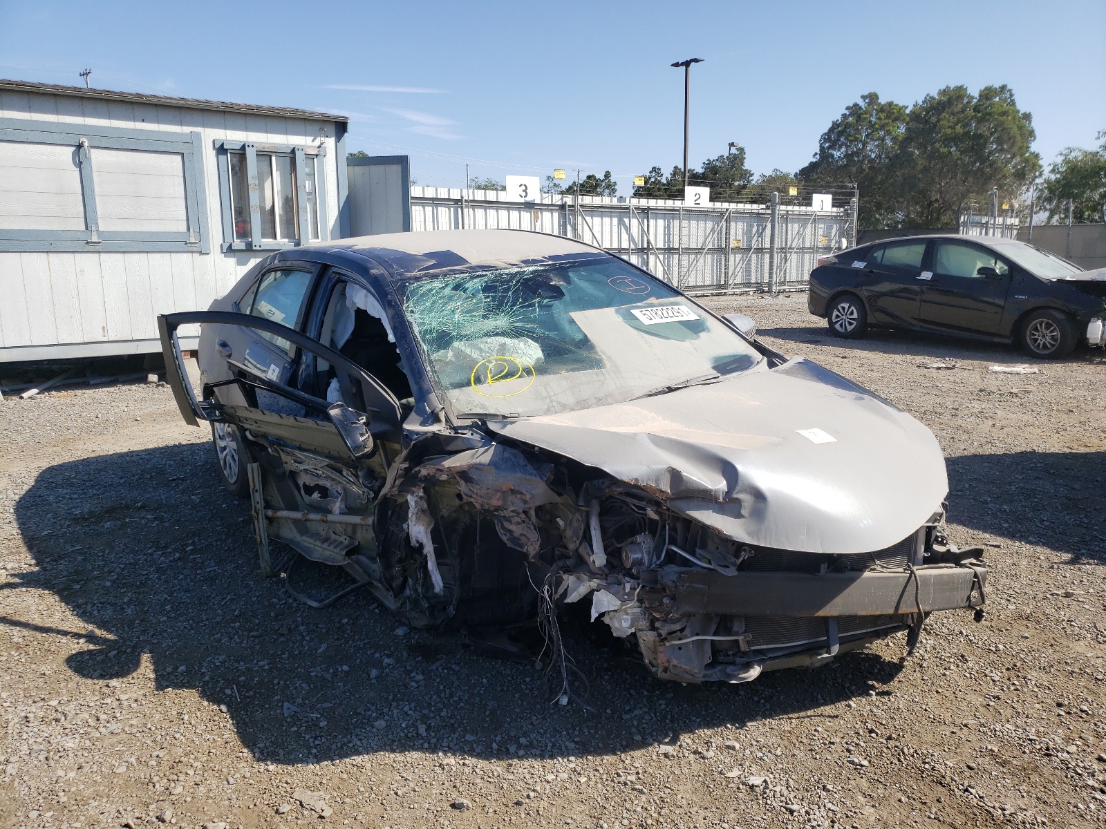 Photo 1 from auction – 2019 TOYOTA COROLLA L with VIN 2T1BURHE6KC152164