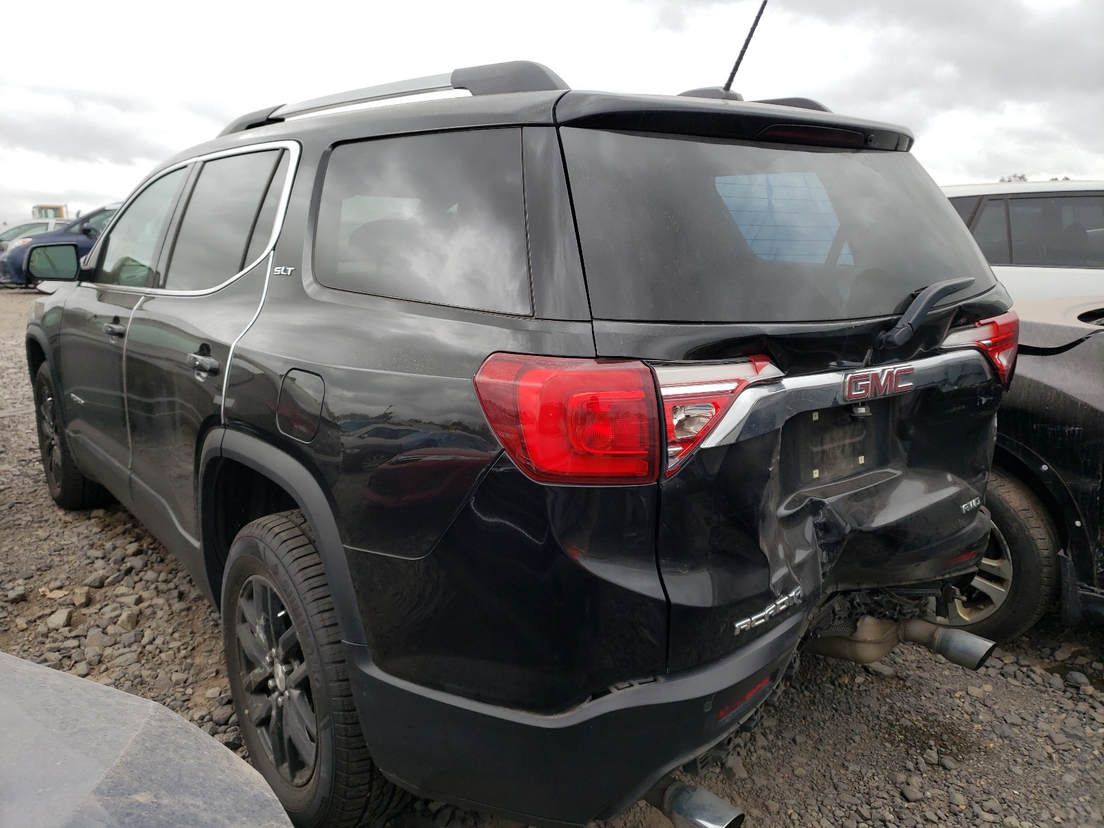 Photo 3 from auction – 2018 GMC ACADIA SLT with VIN 1GKKNULS7JZ175894