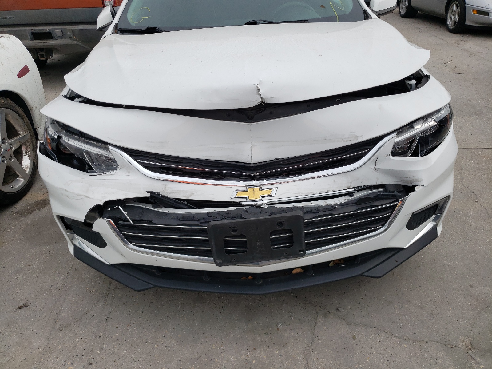 Photo 20 from auction – 2018 CHEVROLET MALIBU LT with VIN 1G1ZD5ST2JF222501