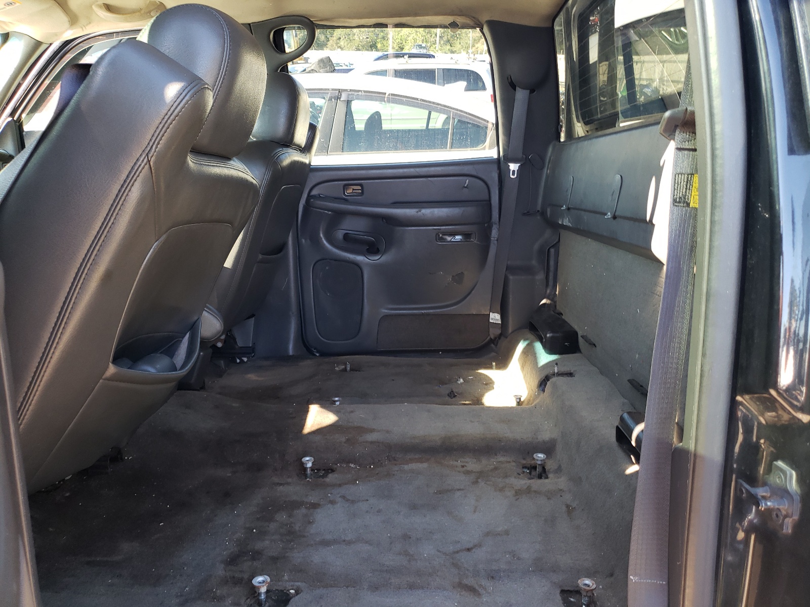 Zdjęcie 6 z aukcji – 2004 CHEVROLET SILVERADO z VIN 1GCHK23114F137917