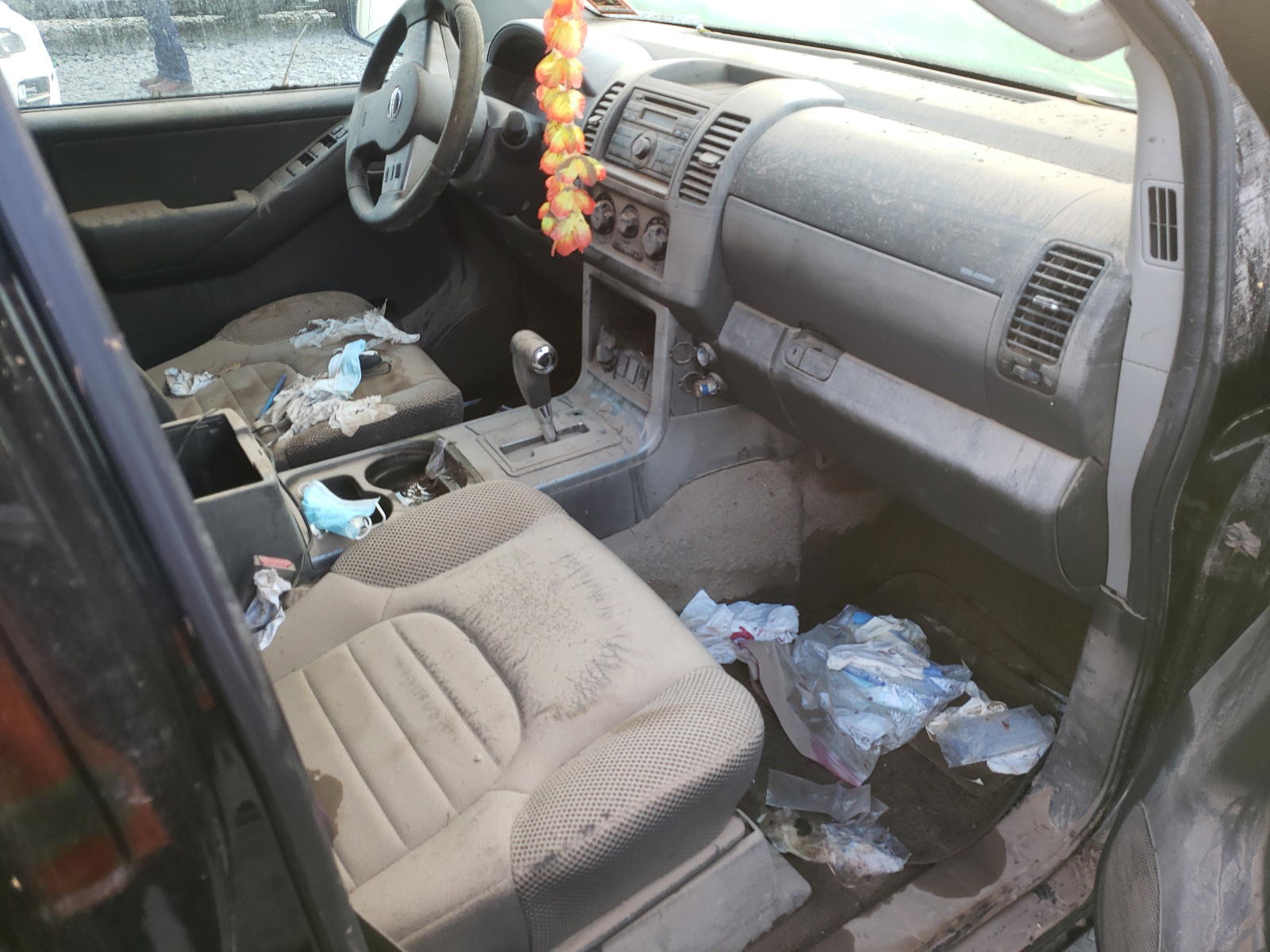 Photo 9 from auction – 2009 NISSAN PATHFINDER with VIN 5N1AR18B79C610331