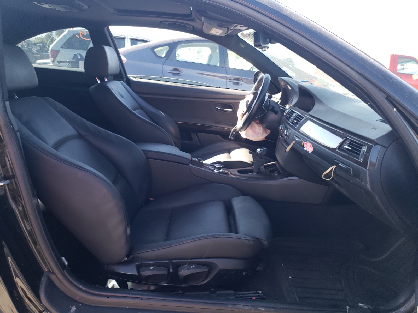 Photo 5 from auction – 2013 BMW 328 I SULE with VIN WBAKE5C56DJ107050
