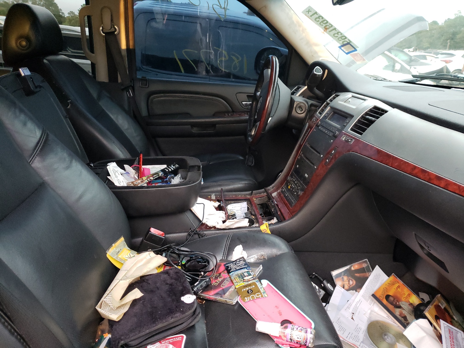 Photo 5 from auction – 2007 CADILLAC ESCALADE L with VIN 1GYEC63887R412507