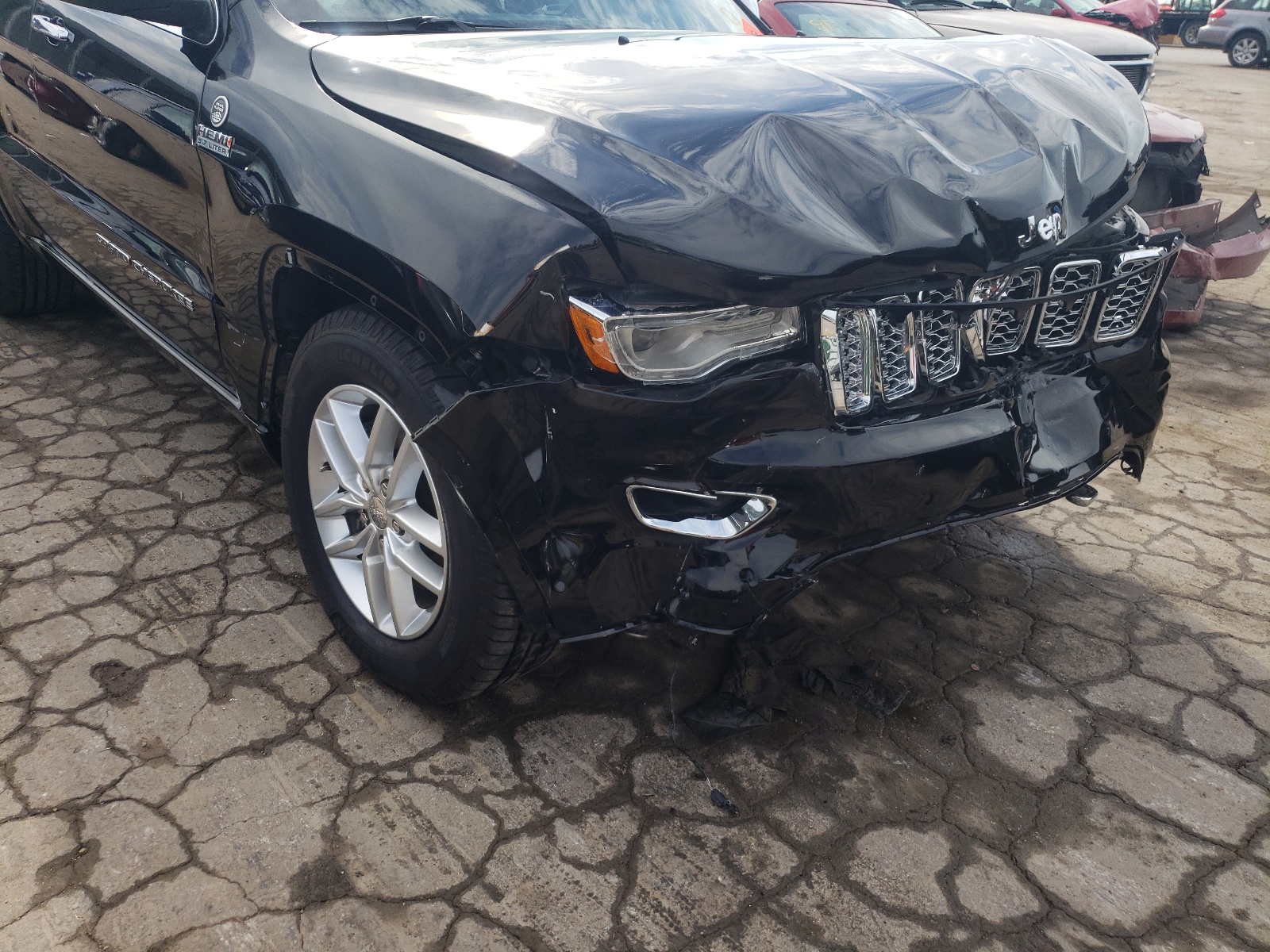 Photo 9 from auction – 2018 JEEP GRAND CHER with VIN 1C4RJFCT0JC276529