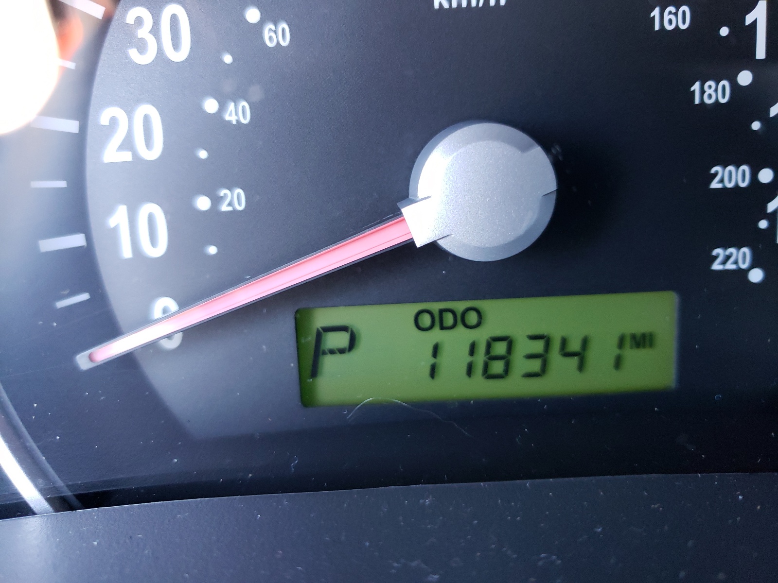 Photo 8 from auction – 2006 KIA SEDONA EX with VIN KNDMB233966091711