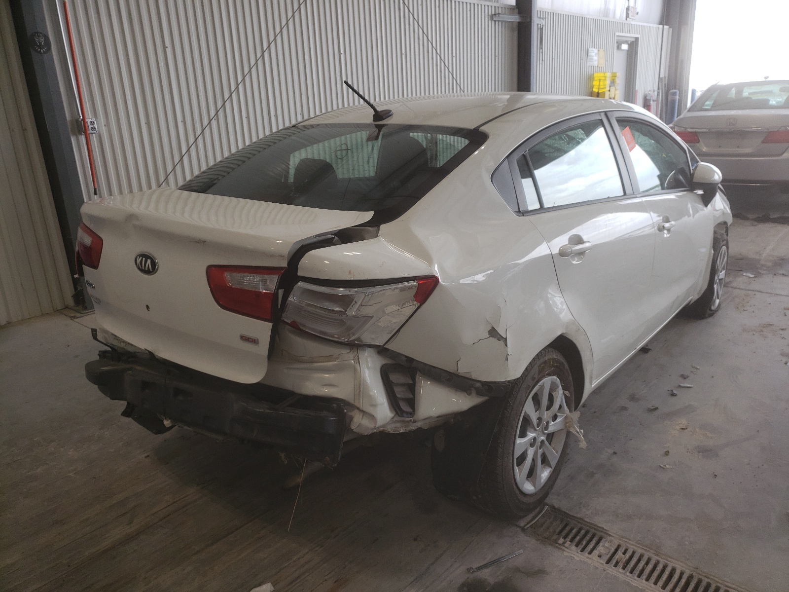 Photo 4 from auction – 2017 KIA RIO LX with VIN KNADM4A39H6039987