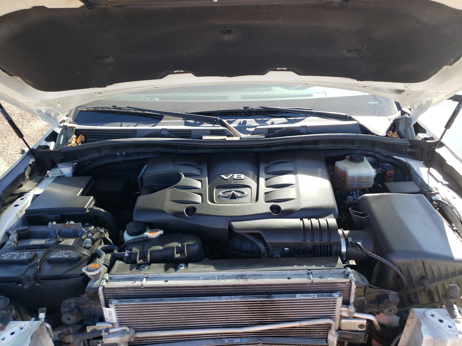 Photo 7 from auction – 2014 INFINITI QX80 with VIN JN8AZ2NE1E9062525
