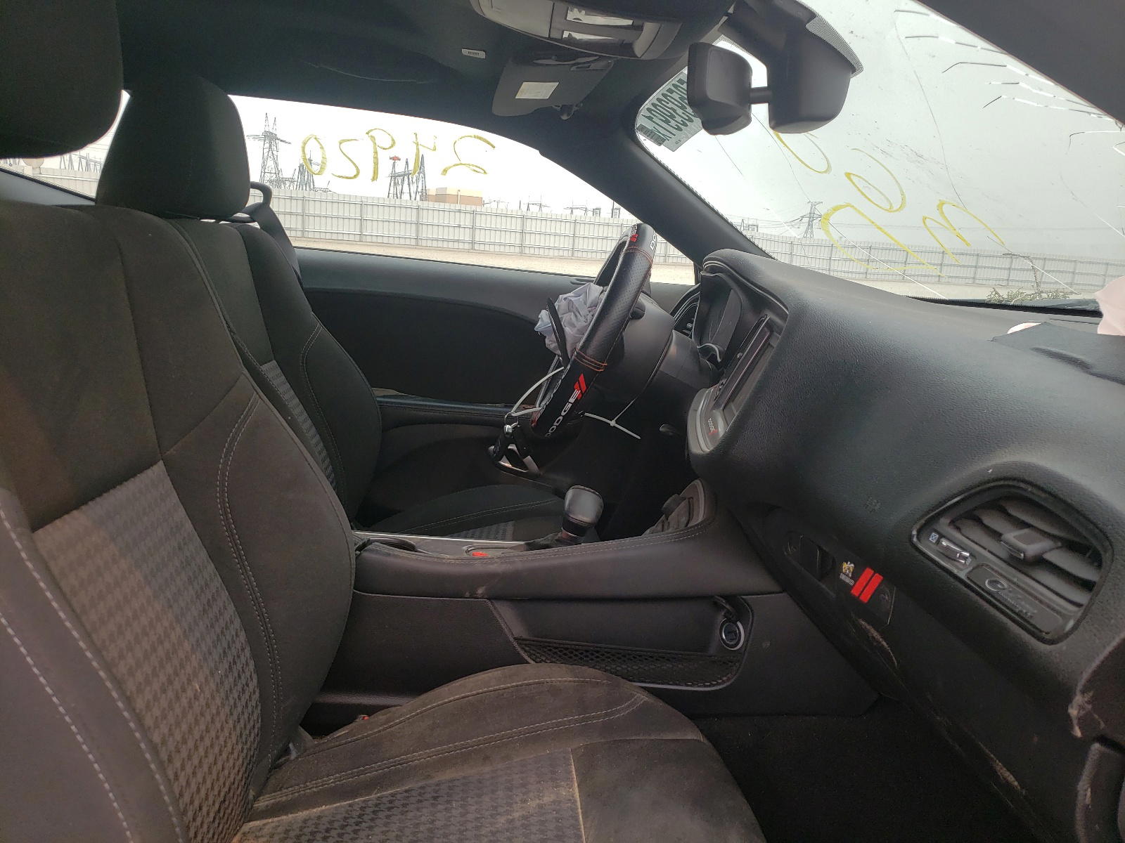 Photo 5 from auction – 2020 DODGE CHALLENGER with VIN 2C3CDZAG7LH235534