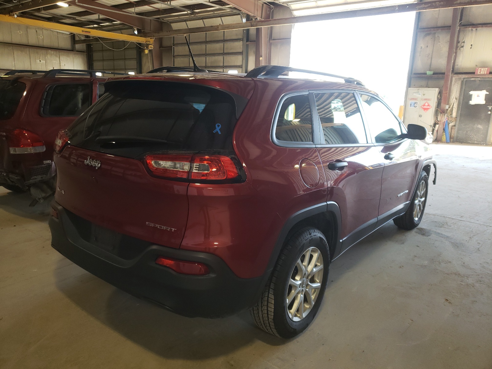 Photo 4 from auction – 2017 JEEP CHEROKEE S with VIN 1C4PJMAB0HW609522