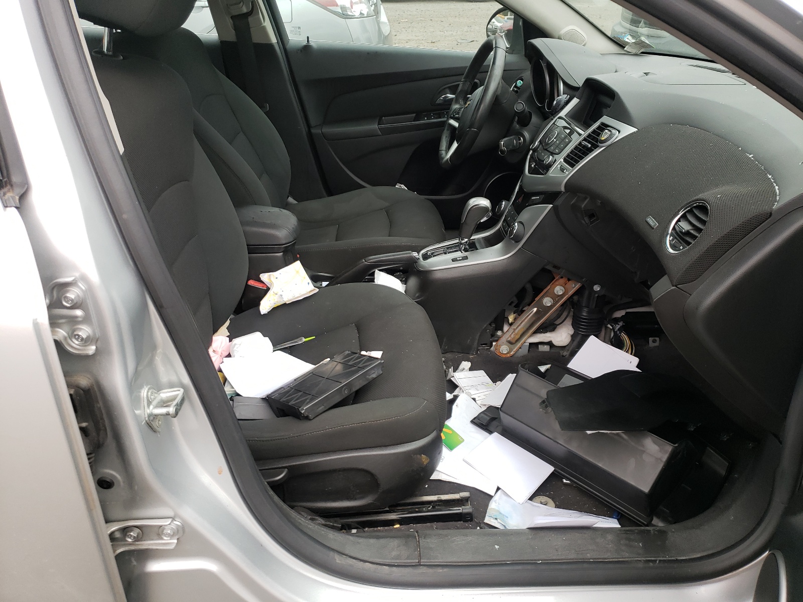 Photo 5 from auction – 2012 CHEVROLET CRUZE LT with VIN 1G1PF5SC1C7175654