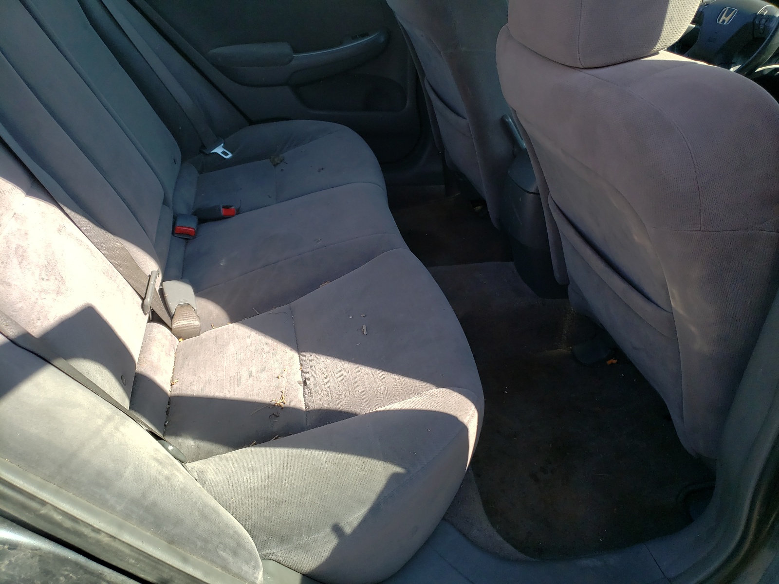 Photo 6 from auction – 2006 HONDA ACCORD with VIN JHMCM567X6C007370