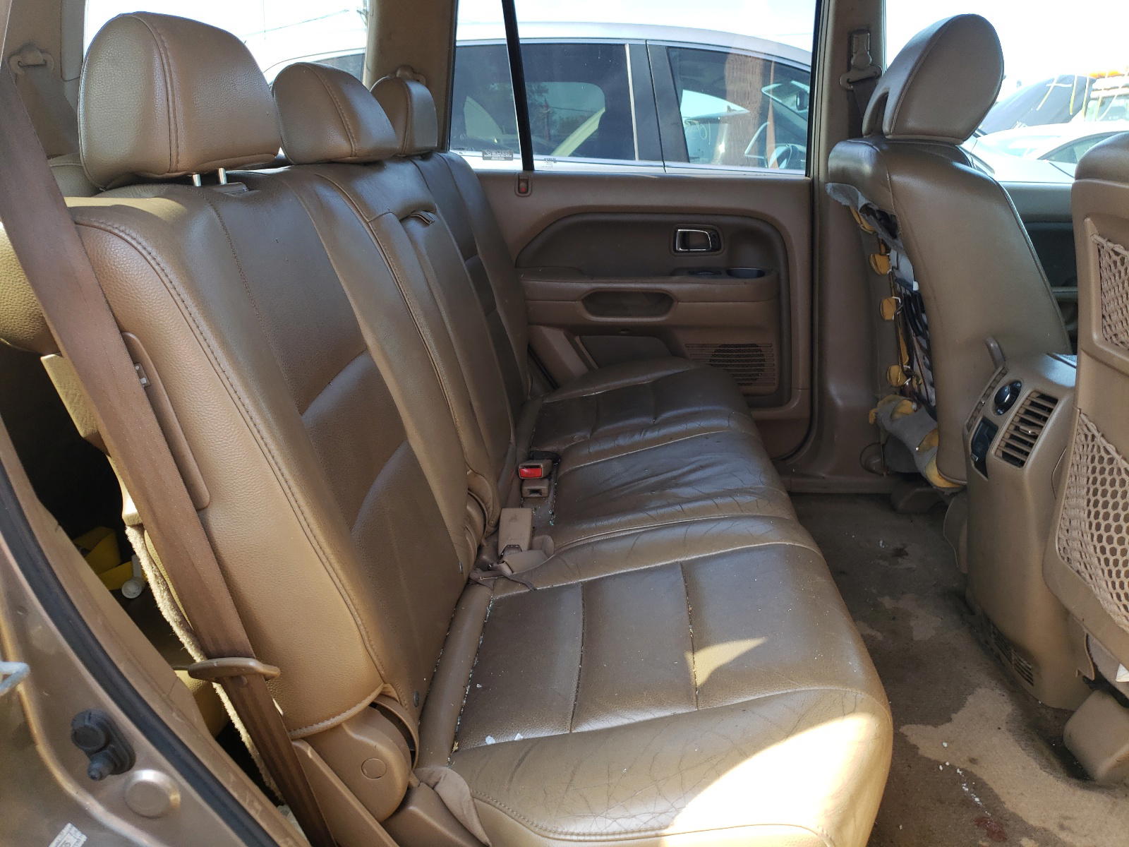 Photo 6 from auction – 2008 HONDA PILOT EXL with VIN 5FNYF18558B010835