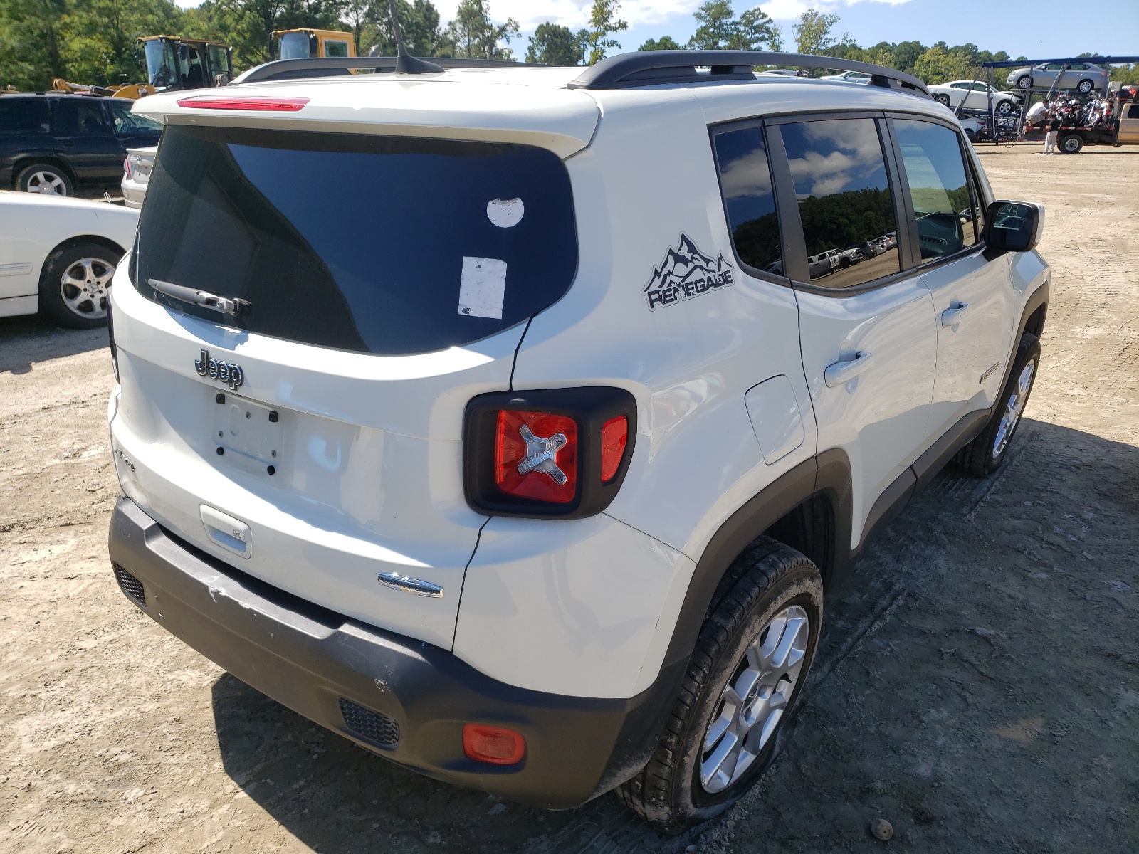 Photo 4 from auction – 2019 JEEP RENEGADE L with VIN ZACNJBBB3KPK00930