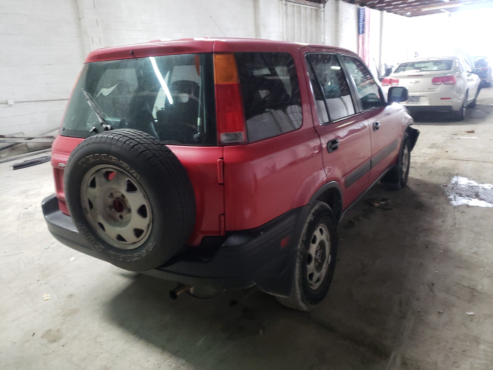 Photo 4 from auction – 2000 HONDA CR-V LX with VIN JHLRD2848YS006730