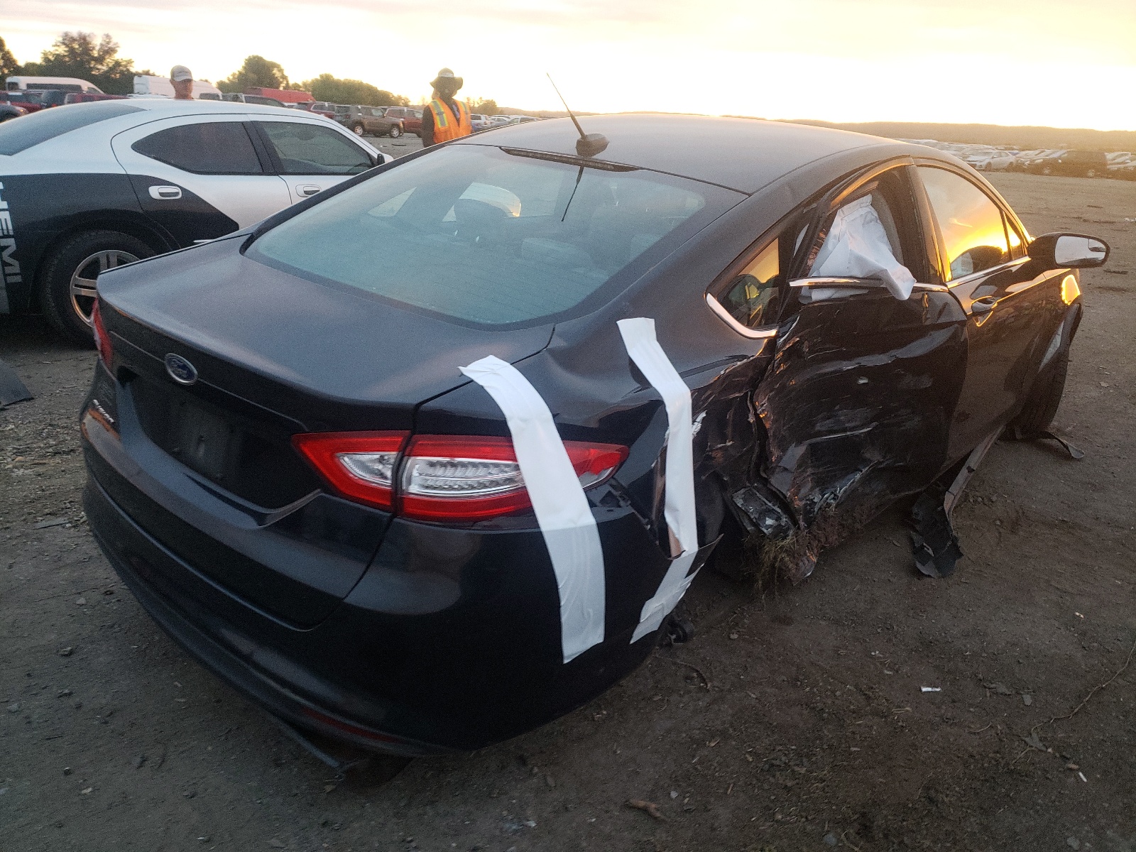 Photo 4 from auction – 2014 FORD FUSION S with VIN 3FA6P0G72ER253567