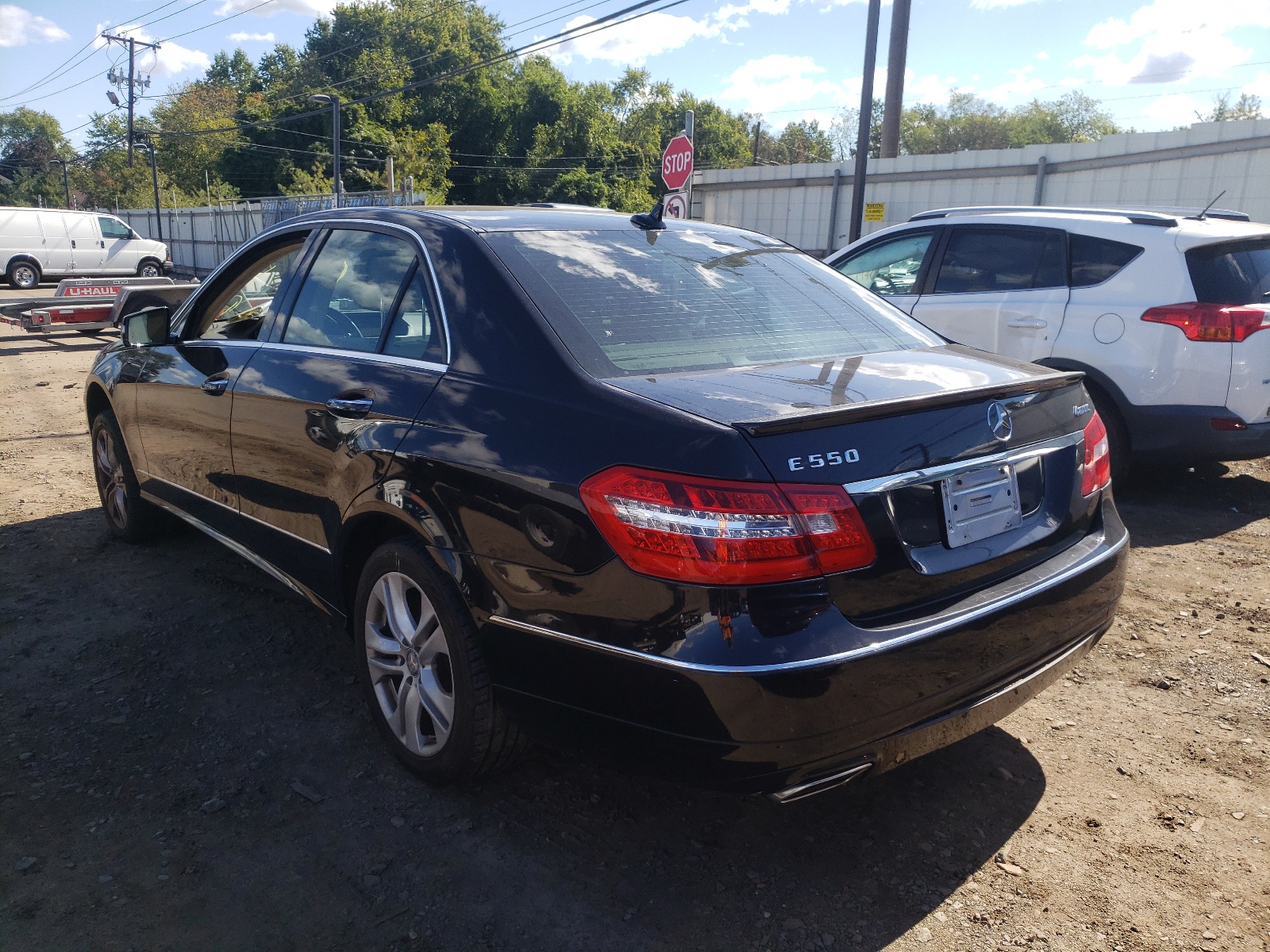 Photo 3 from auction – 2011 MERCEDES-BENZ E 550 4MAT with VIN WDDHF9AB3BA499479