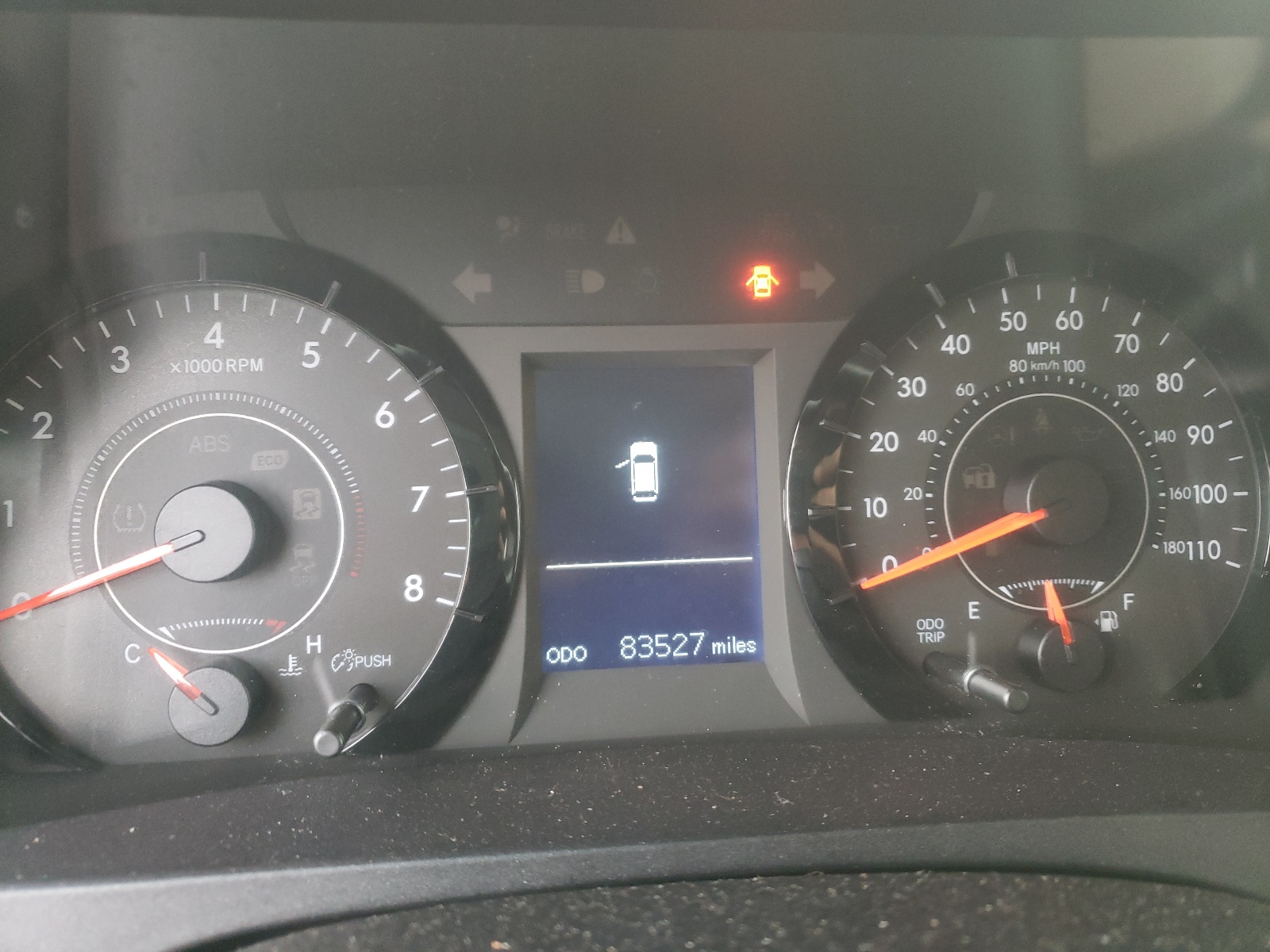 Photo 8 from auction – 2017 TOYOTA SIENNA LE with VIN 5TDJZ3DC4HS165199