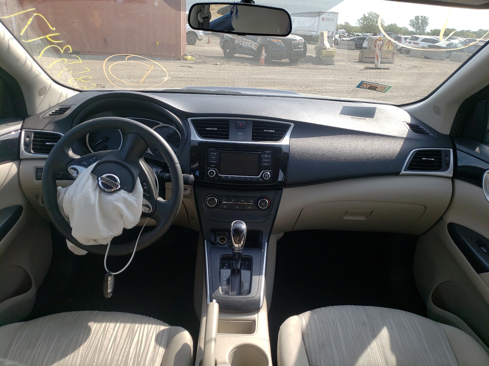 Photo 9 from auction – 2017 NISSAN SENTRA S with VIN 3N1AB7AP5HY329445