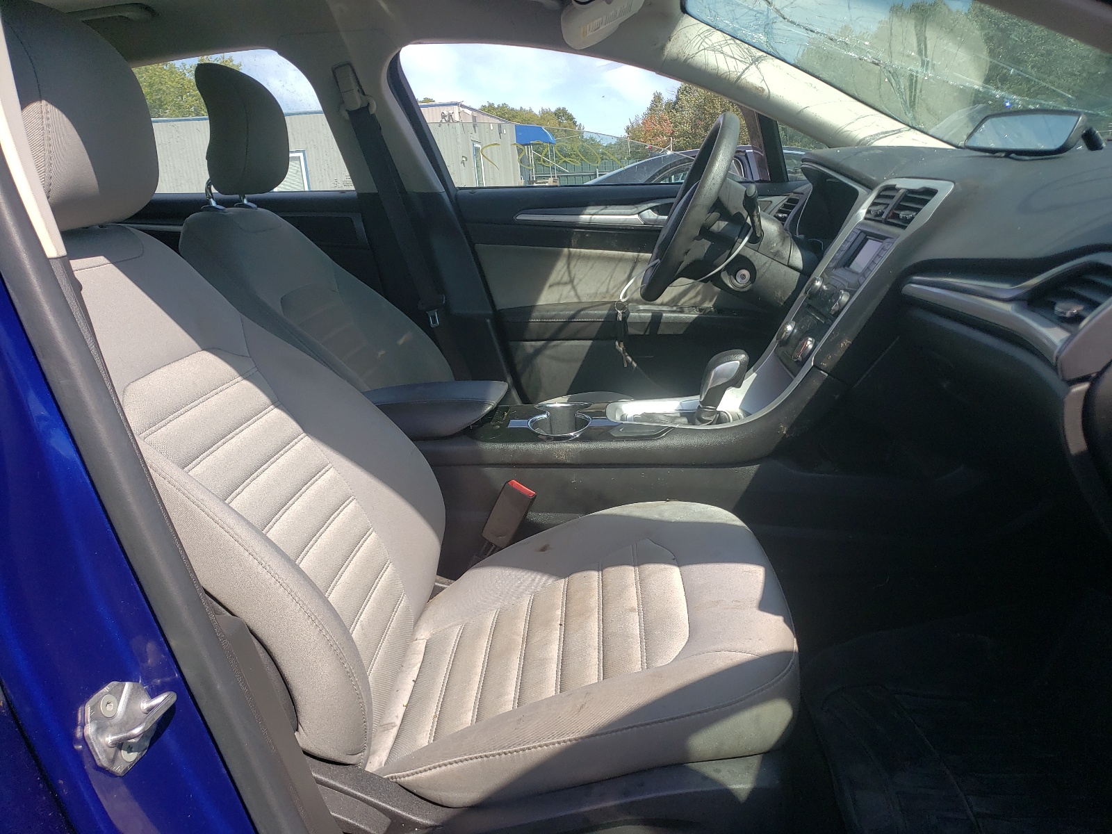 Photo 5 from auction – 2014 FORD FUSION S with VIN 1FA6P0G75E5377190