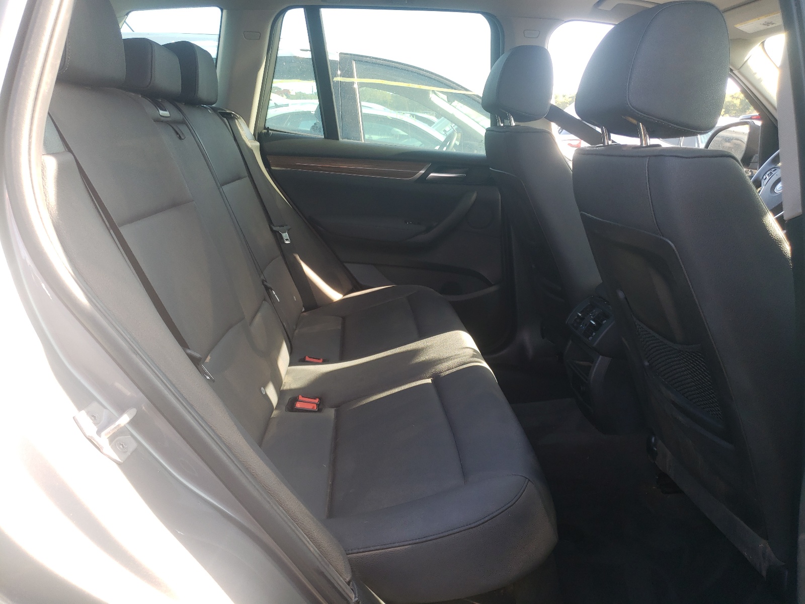 Photo 6 from auction – 2017 BMW X3 XDRIVE2 with VIN 5UXWX9C32H0W76279