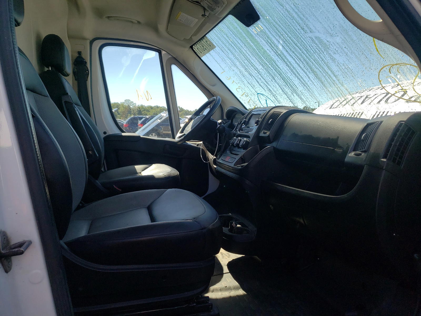 Photo 5 from auction – 2018 RAM PROMASTER with VIN 3C6TRVDG3JE158579