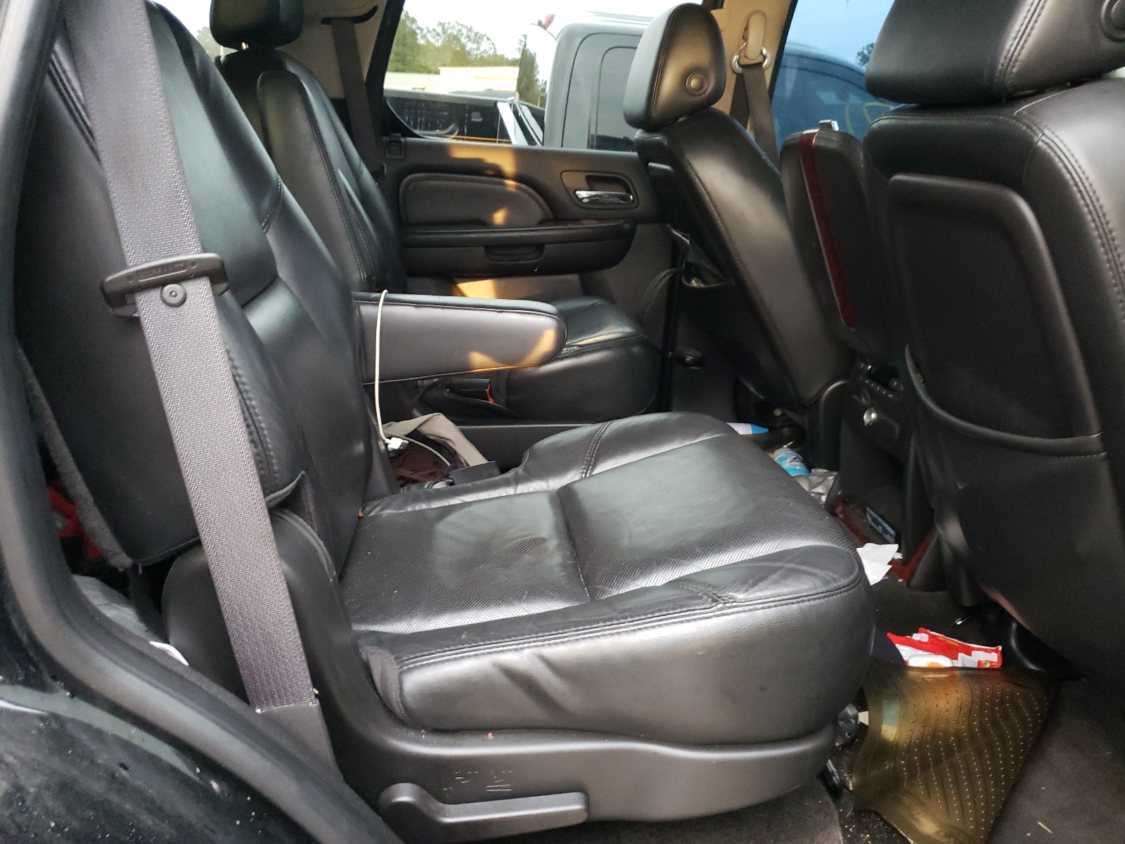 Photo 6 from auction – 2007 CADILLAC ESCALADE L with VIN 1GYEC63887R412507