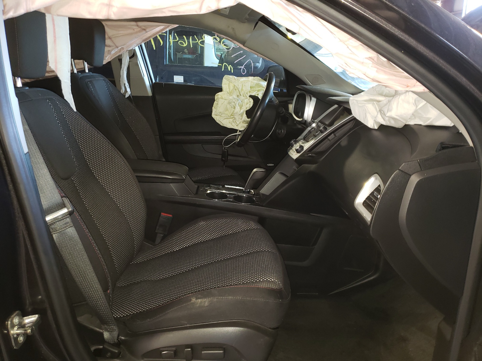 Photo 5 from auction – 2015 CHEVROLET EQUINOX LT with VIN 2GNALCEK3F6301814