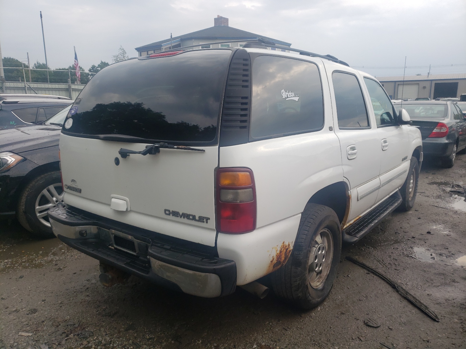 Photo 4 from auction – 2002 CHEVROLET TAHOE with VIN 1GNEK13ZX2J242587
