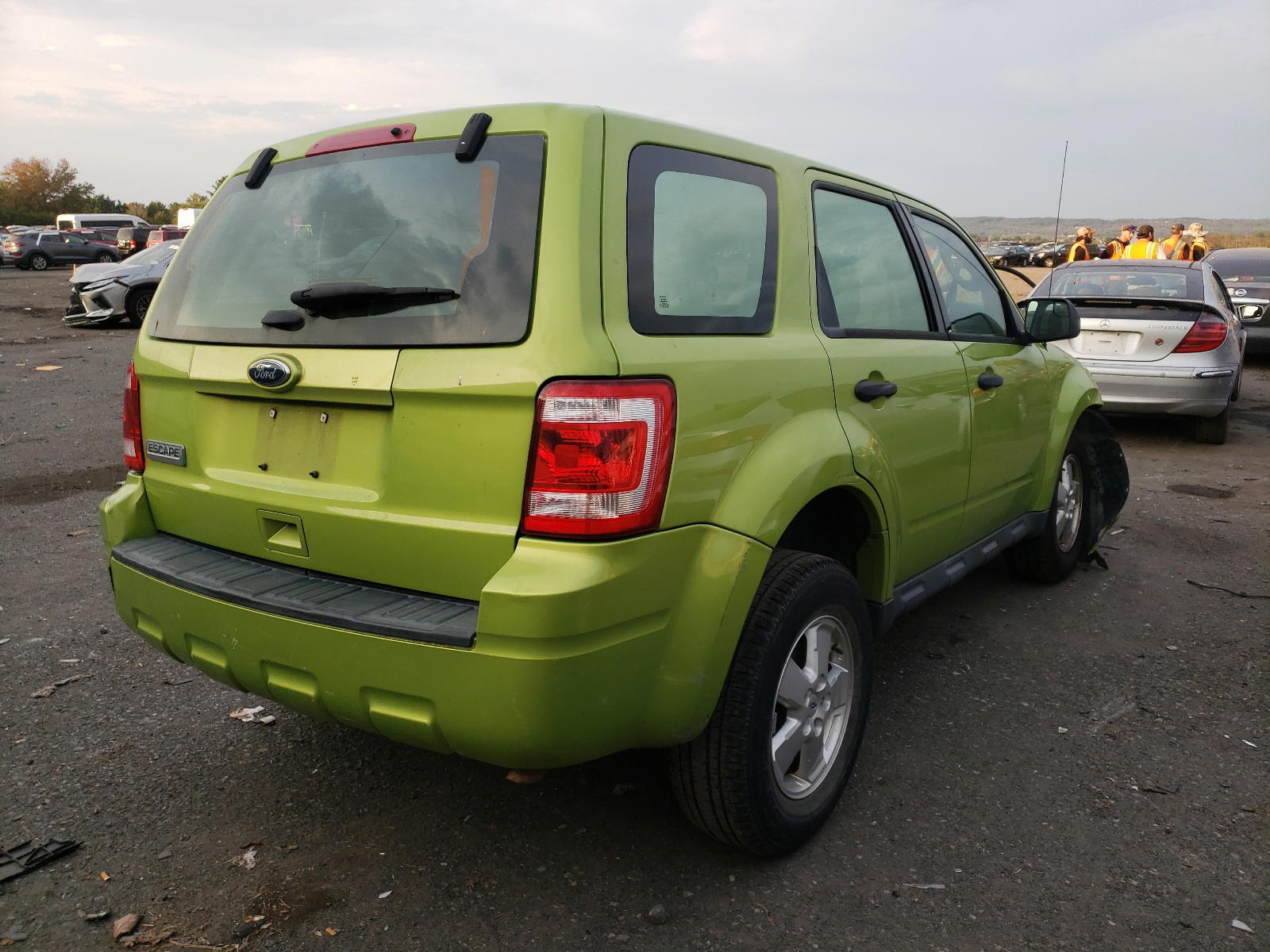 Photo 4 from auction – 2011 FORD ESCAPE XLS with VIN 1FMCU0C71BKC06084