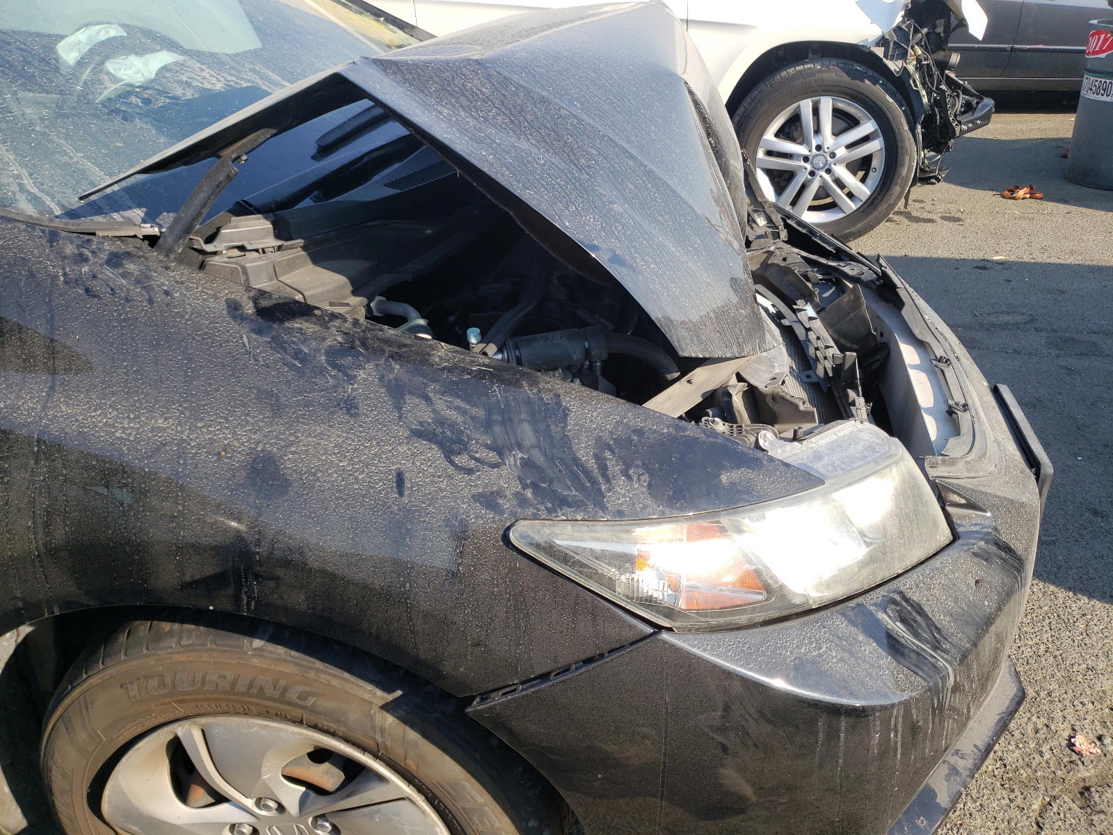 Photo 9 from auction – 2014 HONDA CIVIC LX with VIN 19XFB2F52EE232990
