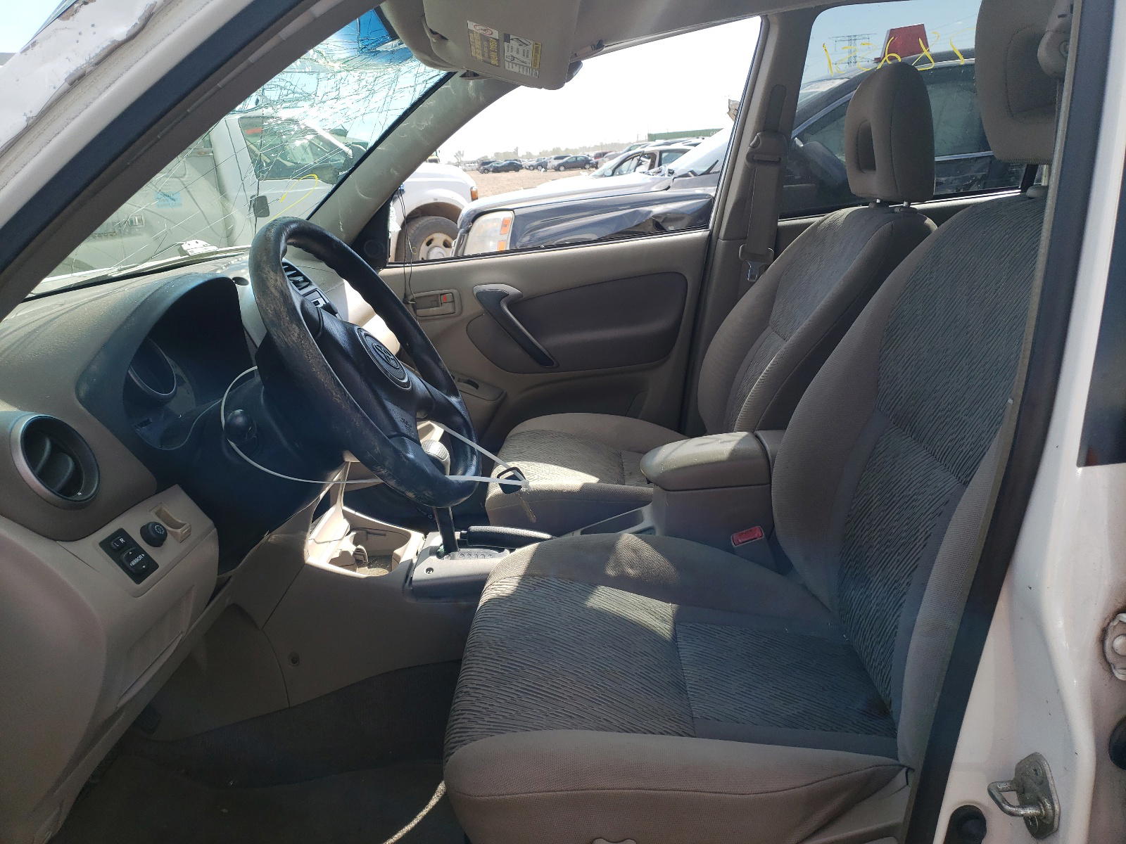Photo 5 from auction – 2003 TOYOTA RAV4 with VIN JTEGH20VX30083189