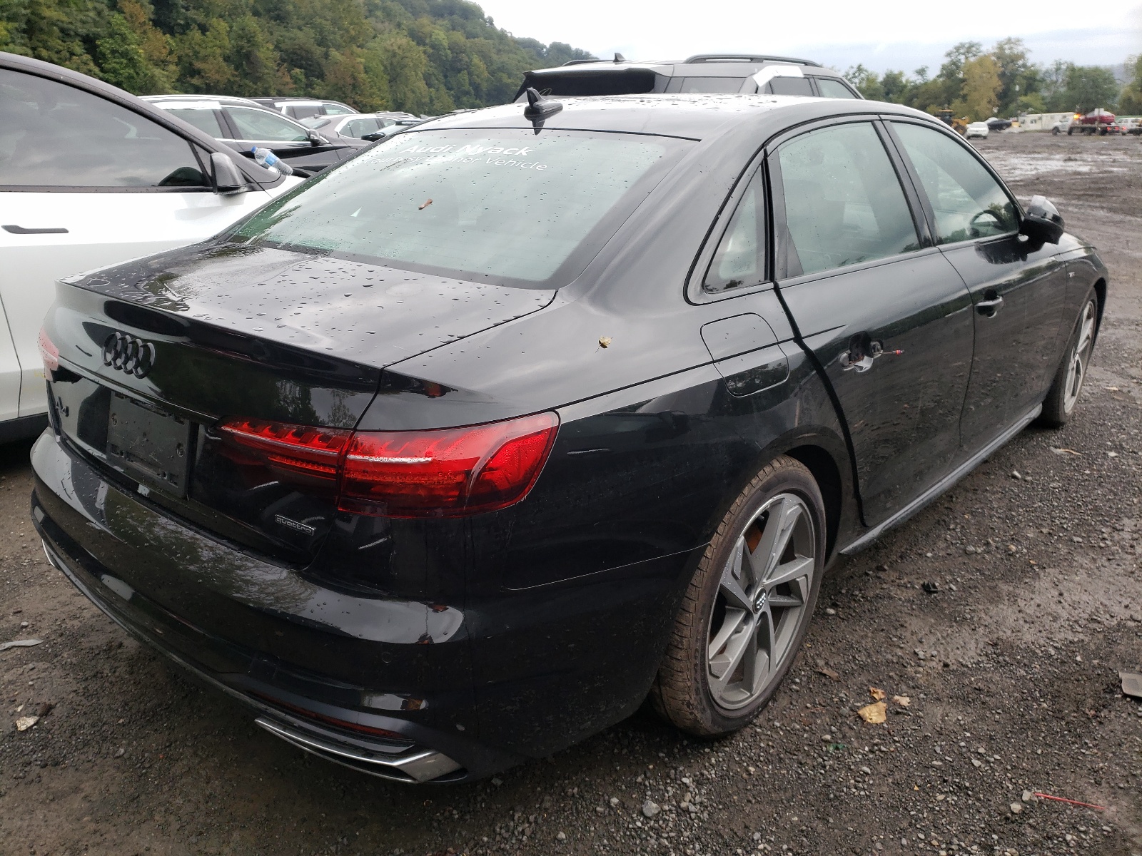Photo 4 from auction – 2021 AUDI A4 PREMIUM with VIN WAUEAAF45MN005557