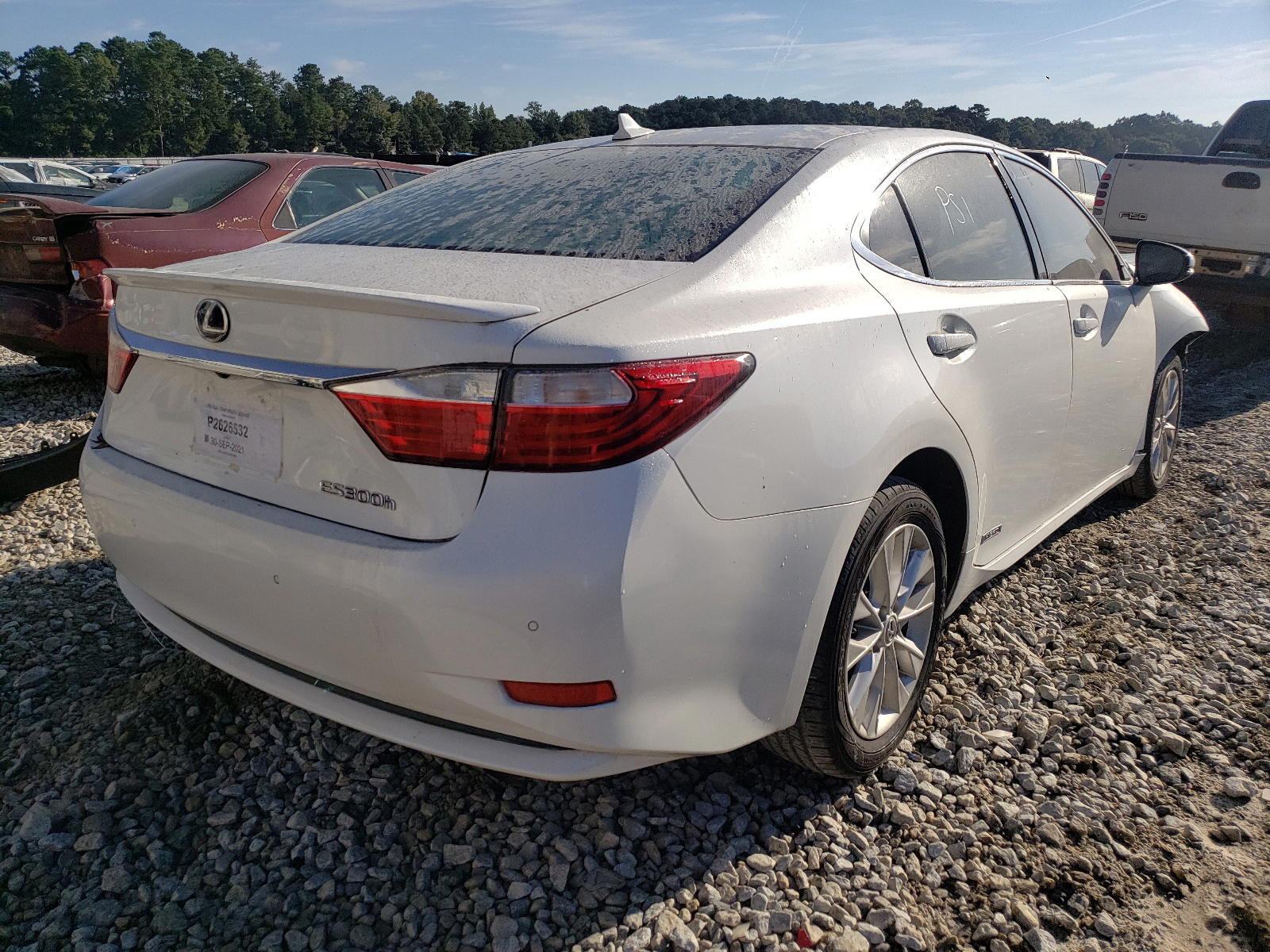 Photo 4 from auction – 2014 LEXUS ES300H with VIN JTHBW1GG7E2061033