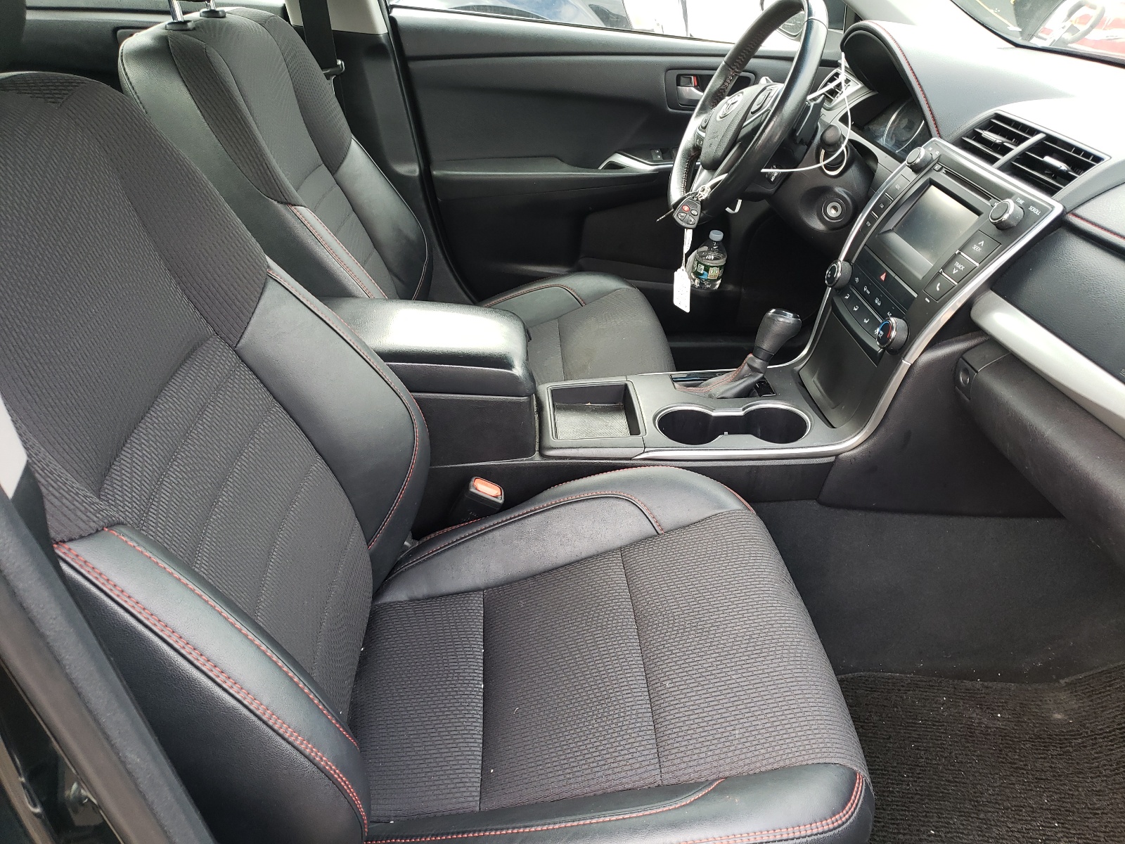 Photo 5 from auction – 2017 TOYOTA CAMRY SE with VIN 4T1BF1FK7HU378435