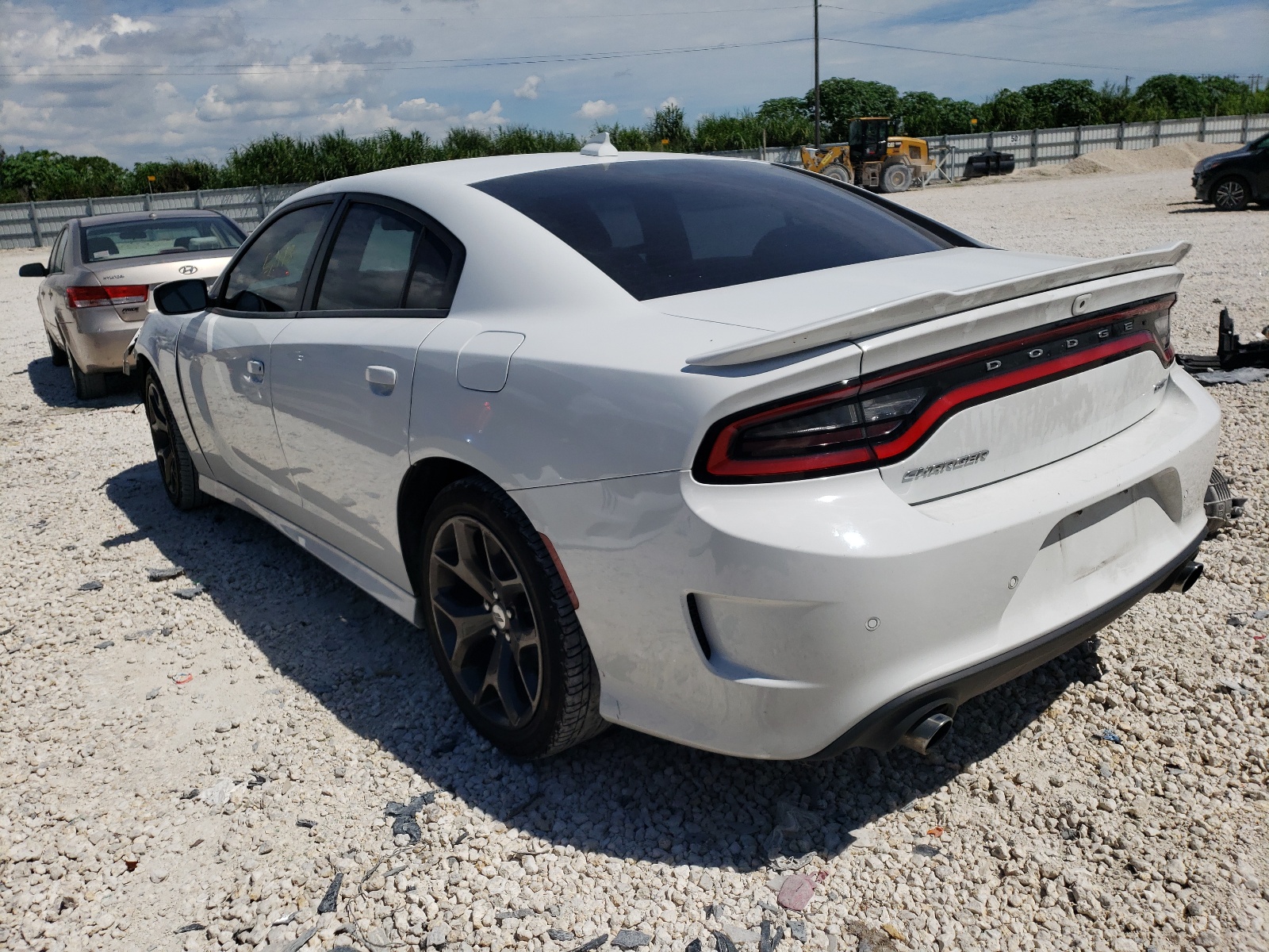 Photo 3 from auction – 2019 DODGE CHARGER GT with VIN 2C3CDXHG8KH566888